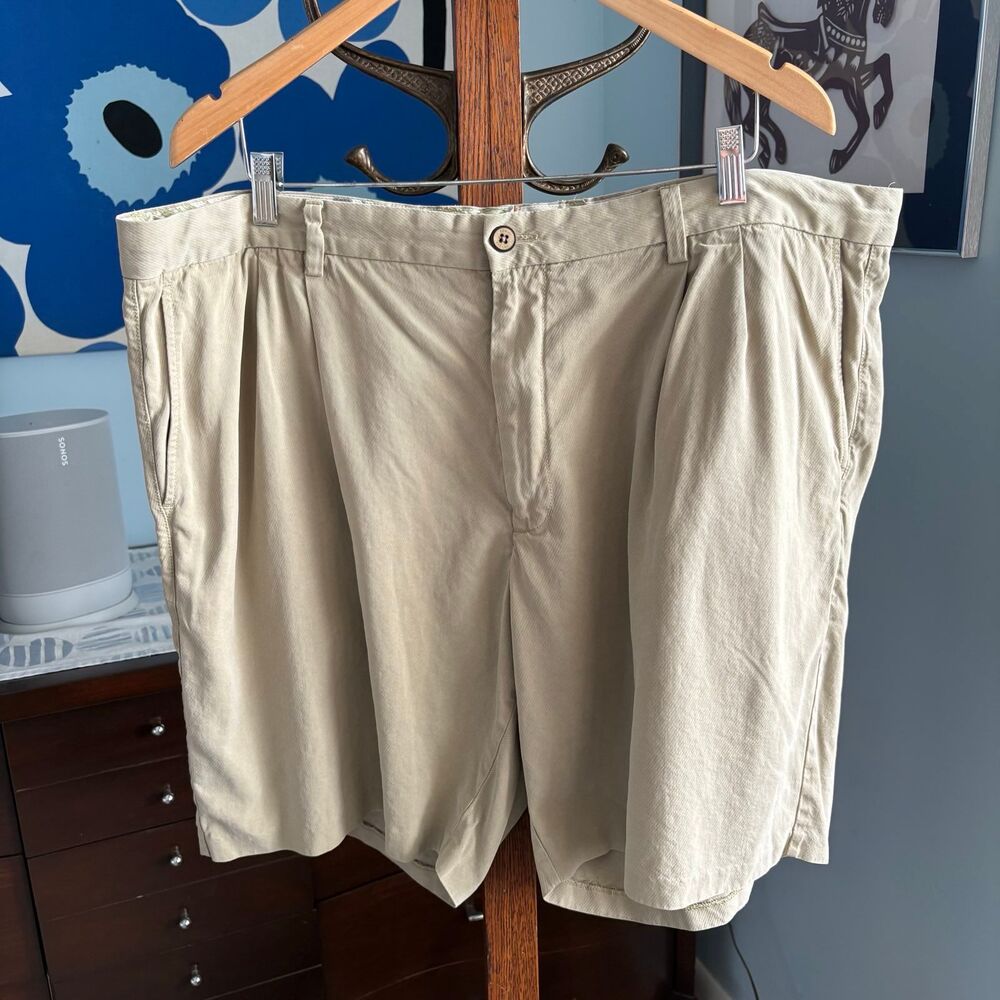 Tommy Bahama Big & Tall Silk Golf Shorts Khaki Tan Pleated Luxury Men’s 44R - Picture 2 of 8